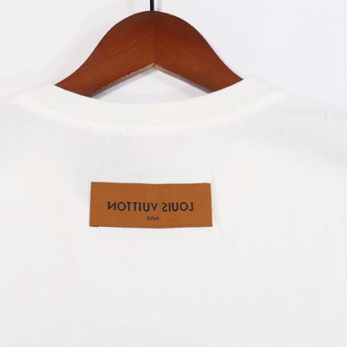 希少価値大！2色可選 半袖Tシャツ プリント 縦には伸びにくい 縦には伸びにくい 2022新作 ルイ ヴィトンスーパーコピー 激安