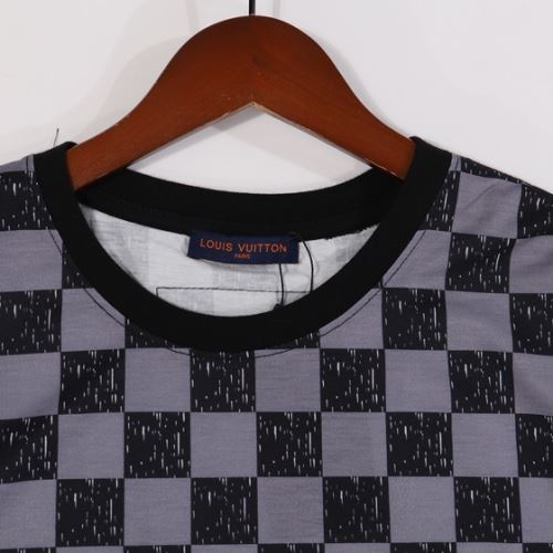 グレンチェック レジャー 半袖Tシャツ 2色可選 ルイ ヴィトンブランド コピー サイズ豊富 吸汗性に優れ 2022新作