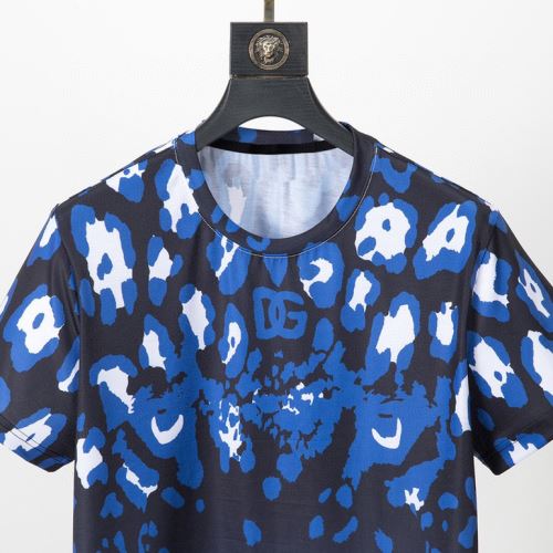 2色可選 上品な輝きを放つ形 ルイ ヴィトンスーパーコピー 優しいフィット感 2022新作 半袖Tシャツ カラーラインナップ