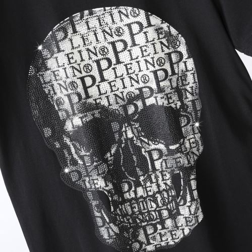 2色可選 Tシャツ フィリッププレインブランドコピー 2022新作 利便性に優れ フィリッププレイン PHILIPP PLEIN ラウンドネック 着回し度抜群