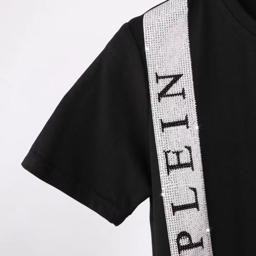 フィリッププレインブランドコピー 2022新作 しわになりにくい 半袖Tシャツ 人気販売中 フィリッププレイン PHILIPP PLEIN 優しいフィット感 2色可選