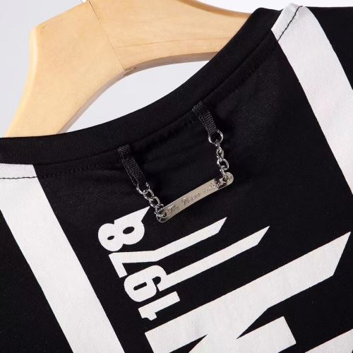 オリジナル 乾きやすい 通気性に優れた Tシャツ 今一番HOTな新品 フィリッププレインスーパーコピー 2022新作 2色可選