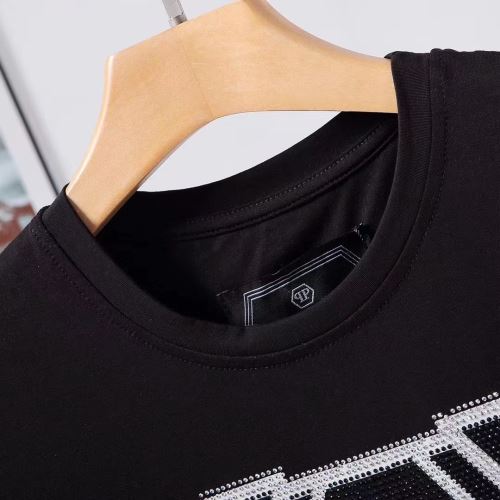 フィリッププレインスーパーコピー 激安 オリジナル 2022新作 Tシャツ 実用性に溢れるアイテム 2色可選 細身のシルエット