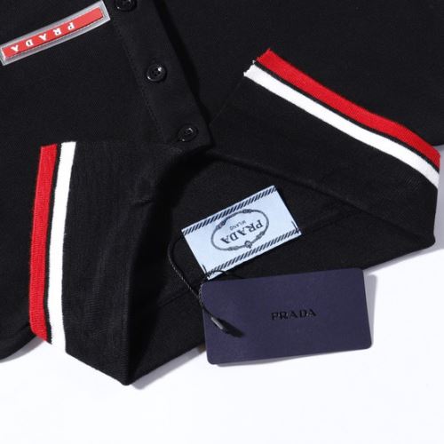 プラダ PRADA カッコいい印象を付ける ネックライン プラダコピー ブランド 2022新作 注目のアイテム 半袖ポロシャツ 2色可選 クールビズ