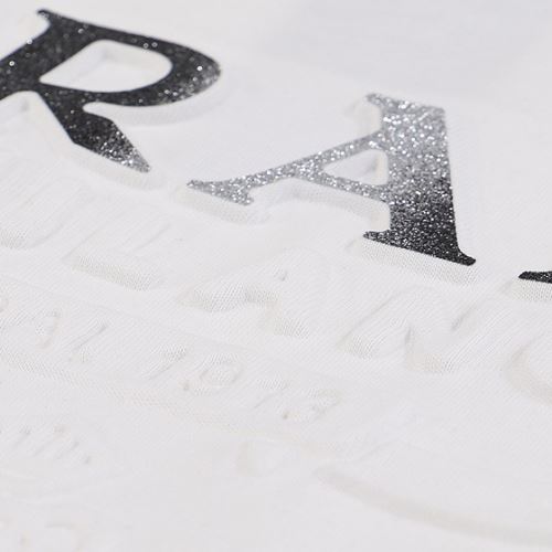 プラダ PRADA 注目のアイテム Tシャツプラダコピー 2色可選 ラウンドネック 2022新作 カッコいい印象を付ける プリント