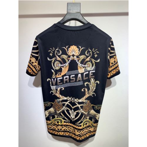 半袖Tシャツ 柔らかな質感 ラックスした雰囲気 レジャー 細身のシルエット 2022新作 ヴェルサーチコピー