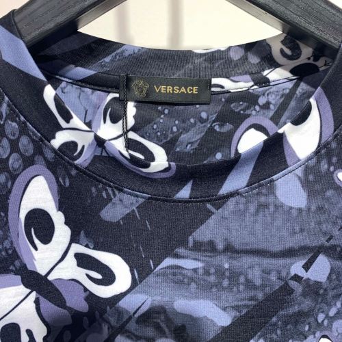 ヴェルサーチブランドスーパーコピー 半袖Tシャツ 2022新作 オリジナル 高品質 人気 カッコいい印象を付ける