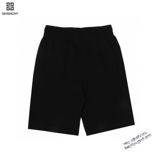 最安値に挑戦 ジッパー付 ジバンシィブランド コピー 最高のリラックス感 2022新作 ジバンシー GIVENCHY ショートパンツ これからの季節の必須ボトムス