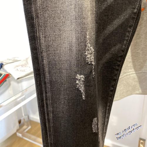 2022新作 履き心地バツグン デニムパンツ ジバンシー GIVENCHY ユーズド加工 ジバンシィブランド コピー 伸縮性のある 海外セレブ愛用