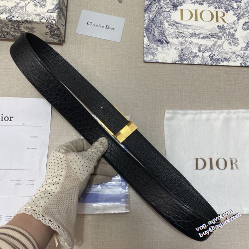 2022新作 ディオールコピー ブランド 2色可選 ディオール DIOR 耐久性のある ベルト 海外セレブ愛用 カジュアル レザー ベルト 細タイプ 長さ調節可能