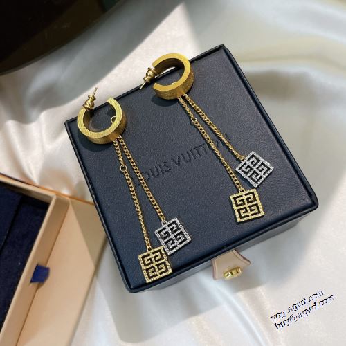 揺れる ジバンシィブランド コピー イヤリング ペア ファション性の高い 2022新作 フック ピアス コンビカラー ジバンシー GIVENCHY