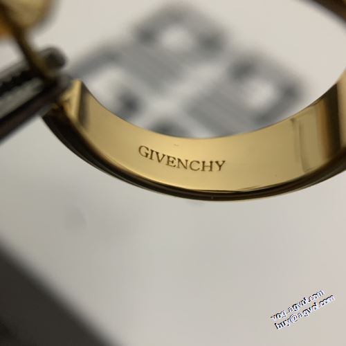 2022新作 きらめく ジバンシー GIVENCHY ピアス フック ピアス ペア 個性的 ジバンシィスーパーコピー 激安