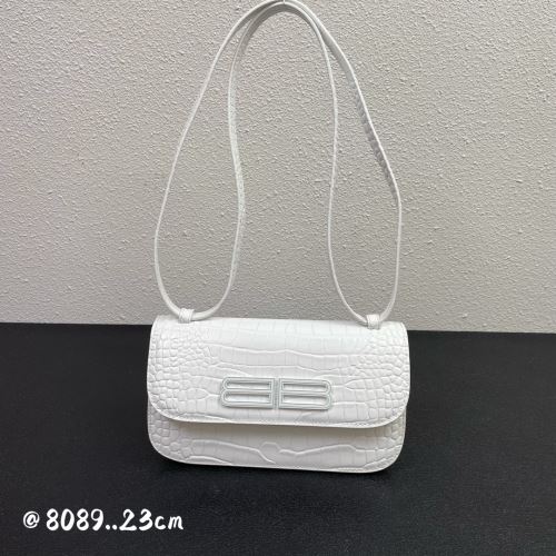 シンプル＋多機能 気軽に持てる 高級感を備えている 最安値に挑戦 2022新作 コピーブランド 手持ち&ショルダー掛け 4色可選