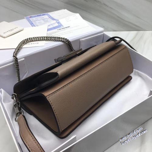 ショルダーバッグ 高級感漂わせる スーツにぴったり ジバンシィブランドコピー 2022新作 ジバンシー GIVENCHY 4色可選 レディースバッグ