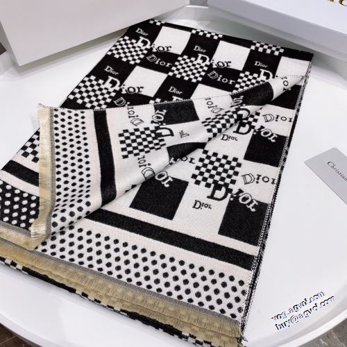 スタイリッシュな印象 ディオール DIOR バイカラー 2022新作 ロングマフラー ちくちくしない優しい付け心地 ディオールブランド コピー 多色選択可