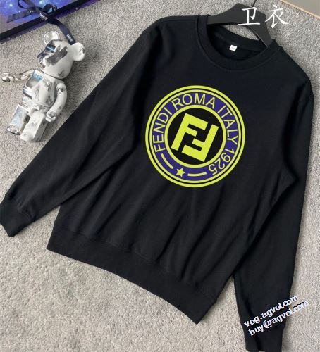 フェンディコピーブランド 2022新作 プルオーバーパーカー 2色可選 オシャレロゴパーカー 耐久性に優れ ちょうどいい丈感