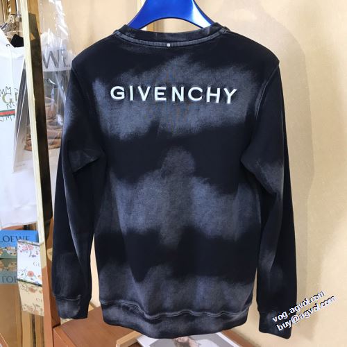 ジバンシー GIVENCHY プルオーバーパーカー 活用できるアイテム プリントパーカ おしゃれさ抜群パーカ ジバンシィブランドスーパーコピー 2022新作