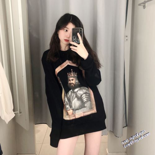 プルオーバーパーカー 最安値に挑戦 ジバンシィスーパーコピー 2022新作 ジバンシー GIVENCHY ディティール 男女兼用パーカー パーカーワンピース