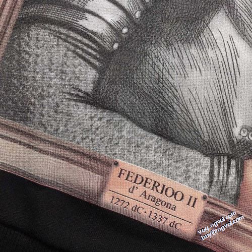 プルオーバーパーカー 最安値に挑戦 ジバンシィスーパーコピー 2022新作 ジバンシー GIVENCHY ディティール 男女兼用パーカー パーカーワンピース