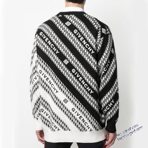 ジバンシー GIVENCHY プルオーバーパーカー 人気販売中 ジバンシィコピー 2022新作 オリジナルプリント 程よい厚み ビンテージ感ある