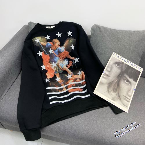 個性的なデザ プルオーバーパーカー ジバンシー GIVENCHY 2022新作 ジバンシィブランド 偽物 通販 おしゃれさ抜群パーカ おしゃれな装い