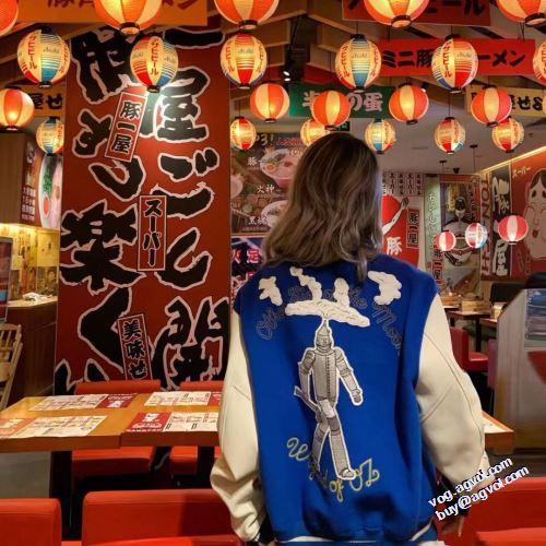完成度の高い逸品 おしゃれな装い 2022新作 ルイ ヴィトンコピー ジャケット 野球ウェア 人目を惹くデザイン ボタンダウン