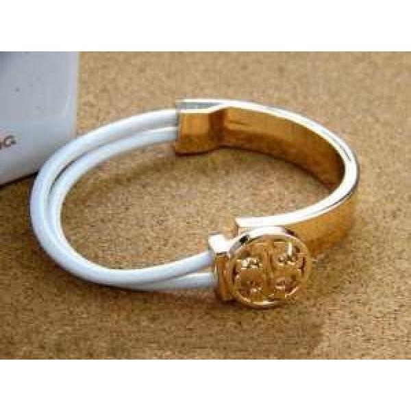 個性派 2026秋冬新作 TORY BURCH トリーバーチ バングル.230.