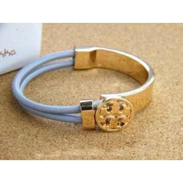 大人気☆NEW!!2026秋冬新作 TORY BURCH トリーバーチ バングル.230.