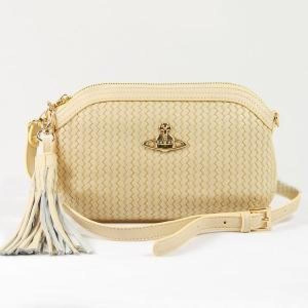人気商品  2026秋冬 VIVIENNE WESTWOOD ヴィヴィアン ウエストウッド  ショルダーバッグ キャリア女性のお悩み解決.94.