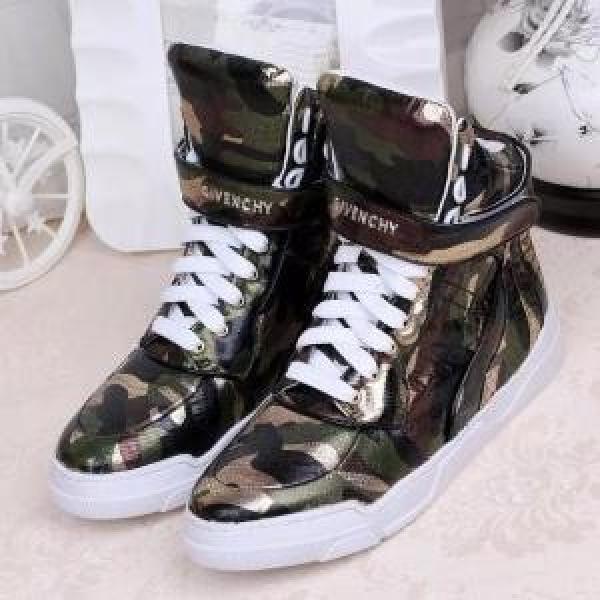 GIVENCHY ジバンシー 2026 首胸ロゴ リゾートスタイル セーフティーシューズ