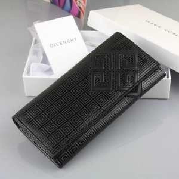 入手困難 2026 GIVENCHY ジバンシー  レディース長財布.104.