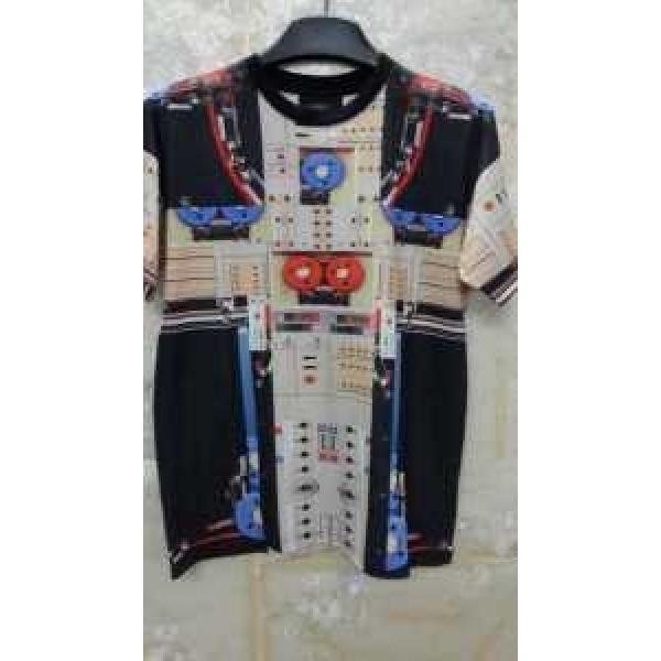 入手困難 2026 GIVENCHY ジバンシィ 半袖Tシャツ