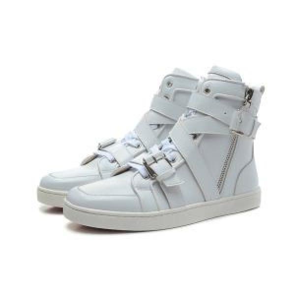 入手困難 2026春夏 Christian Louboutinクリスチャンルブタン スニーカー 靴
