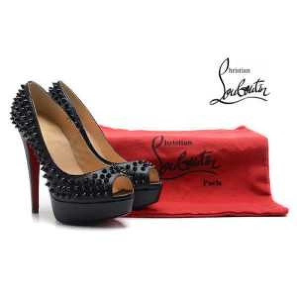最旬アイテム 2026 Christian Louboutin クリスチャンルブタンパンプス