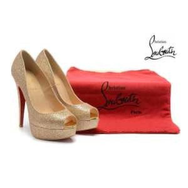 2026最旬アイテム Christian Louboutin クリスチャンルブタンパンプス