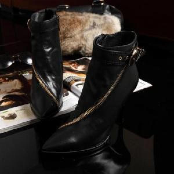 2026 贈り物にも◎ ALEXANDER WANG アレキサンダーワン ショートブーツ