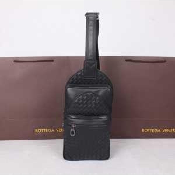 高級感溢れるデザイン 2026BOTTEGA VENETA ボッテガ ブランド ショルダーバッグ BV-M70008.61.