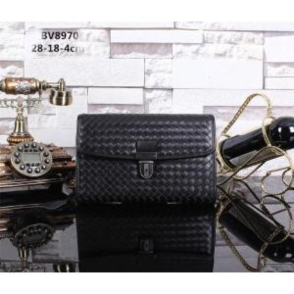BOTTEGA VENETA ボッテガ ブランド◆モデル愛用◆2026スナップボタン式開閉 財布メンズ BV8970.163.