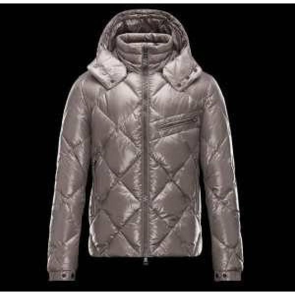 2026秋冬 MONCLER モンクレール 個性派 ダウンジャケット
