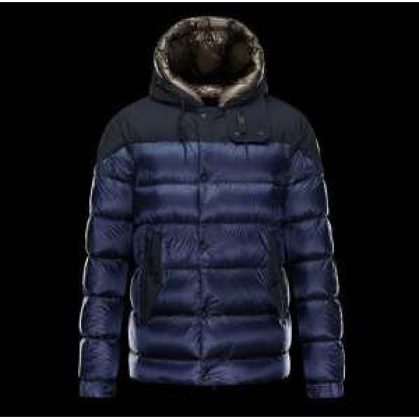 2025秋冬 MONCLER モンクレール ダウンジャケット 美品