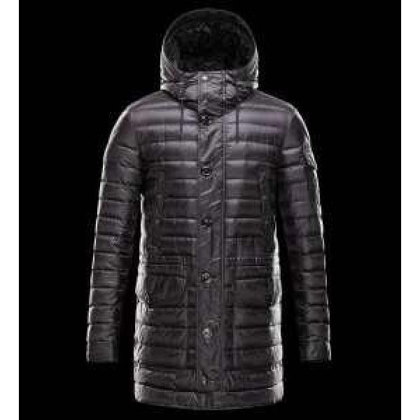 2026秋冬 一味違うケーブル編みが魅力満点 MONCLER モンクレール ダウンジャケット