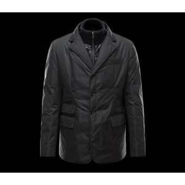 高級感溢れるデザイン! 2014秋冬 MONCLER モンクレール ダウンジャケット