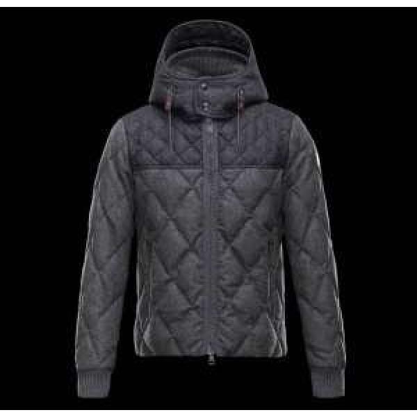 2025秋冬 抜群の雰囲気が作れる! MONCLER モンクレール ダウンジャケット