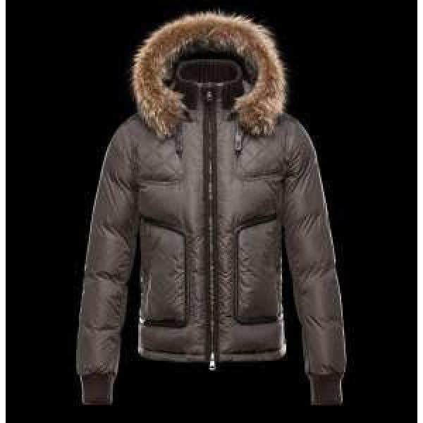 首胸ロゴ 2026秋冬 MONCLER モンクレール ダウンジャケット