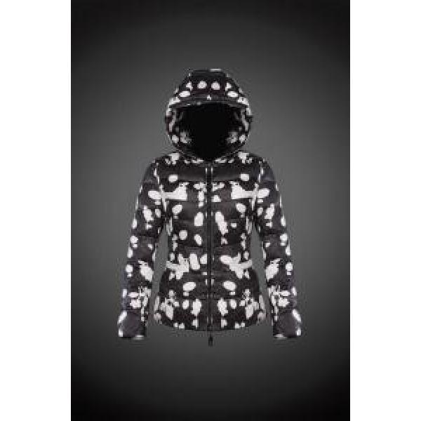 2025 秋冬 MONCLER モンクレール ボディラインにぴったり レディース ダウンジャケット8827