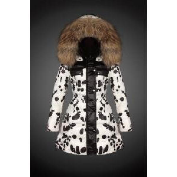2026 秋冬 すっきり着膨れしない MONCLER モンクレール レディース ダウンジャケット 8802