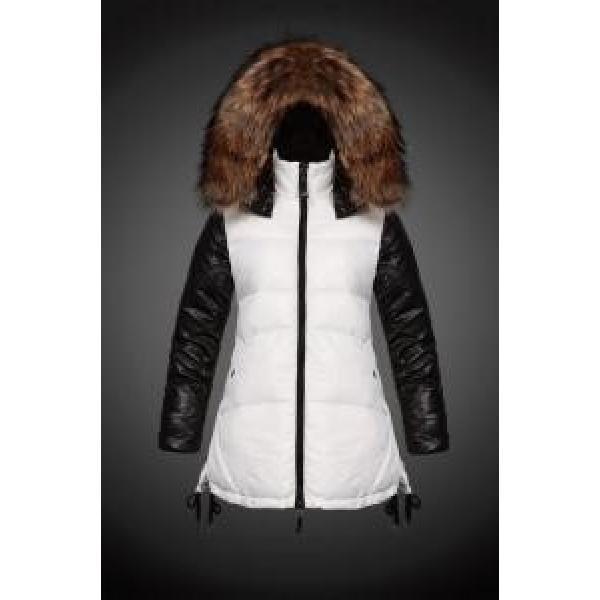 2026 秋冬 高レベルの保温性 MONCLER モンクレール レディース ダウンジャケット8801