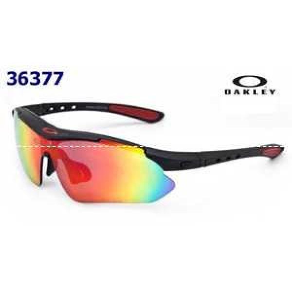 希少 2026 OAKLEY オークリー サングラス