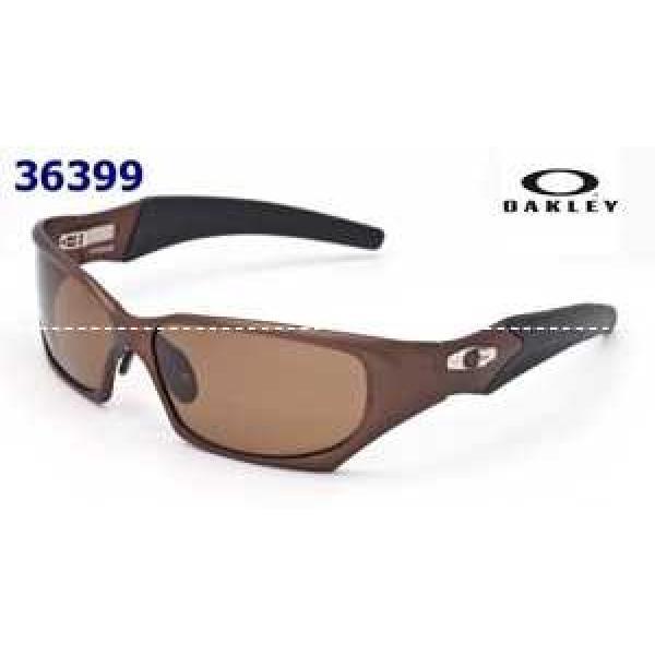 最旬アイテム 2026 OAKLEY オークリー サングラス