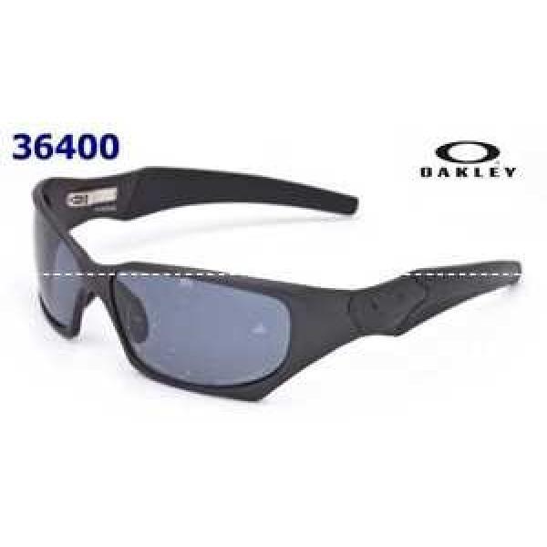◆モデル愛用◆2026 OAKLEY オークリー サングラス